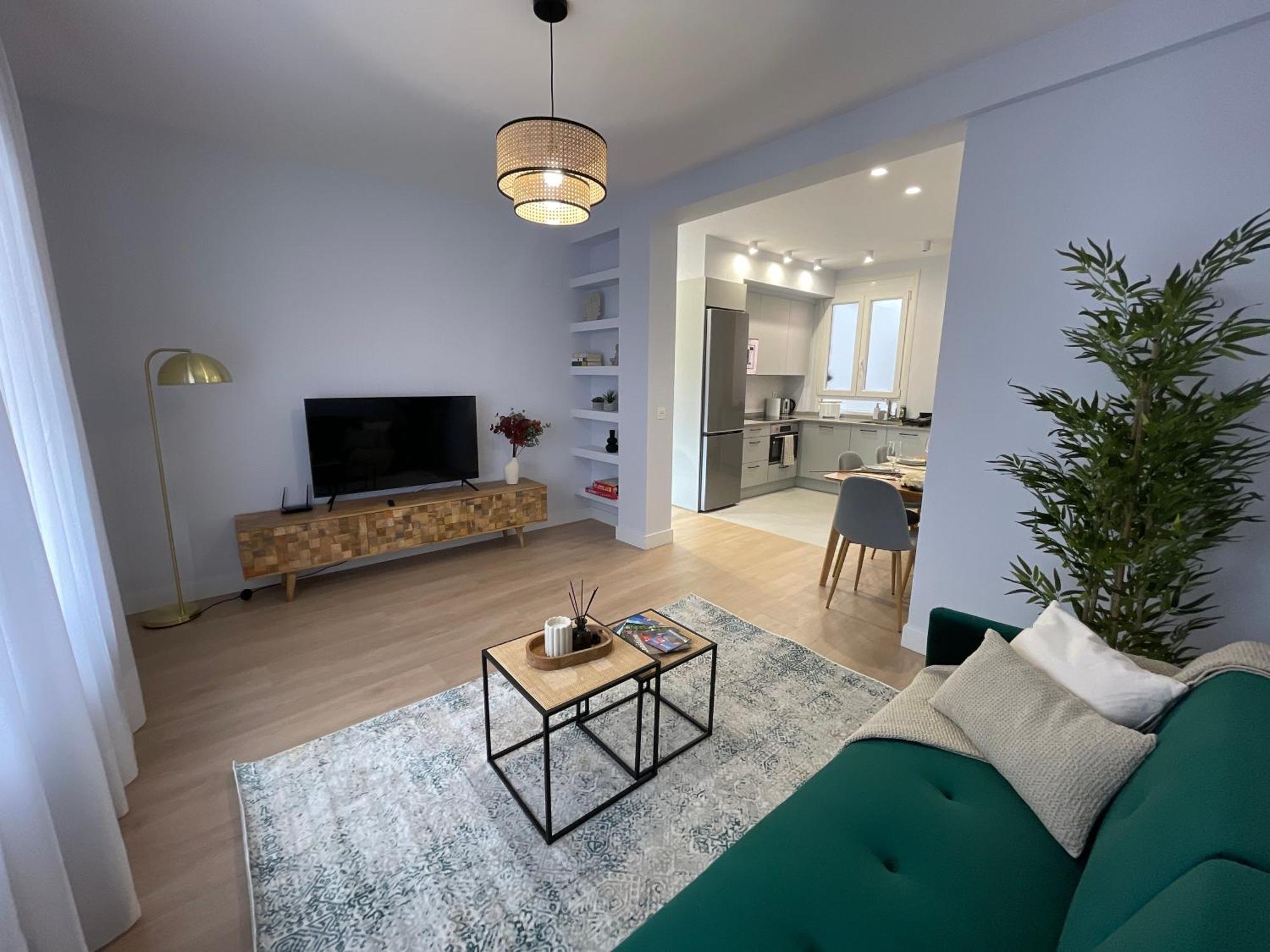 Byandreea Apartaments Etxebi ゲルニカ・イ・ルノ エクステリア 写真